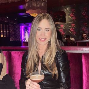 Meet your Posher, Courtney